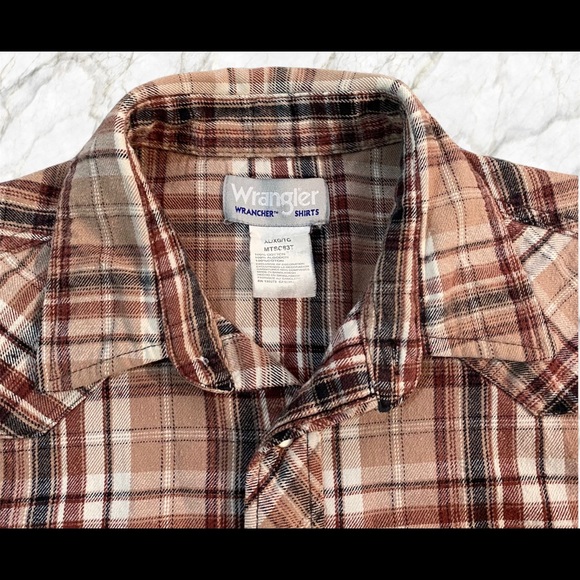 WRANGLER vintage flannel pearl snap button down - Picture 4 of 8